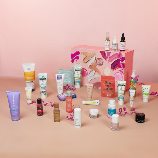 Contenu du calendrier avent Mademoiselle bio 2025